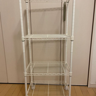 キャスター付き　組み立てラッグ(３月２０日までの取引)の画像