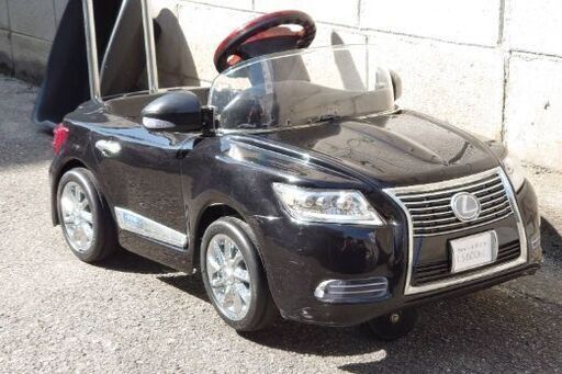 手押付ペダルカー ニューレクサスLS600hL