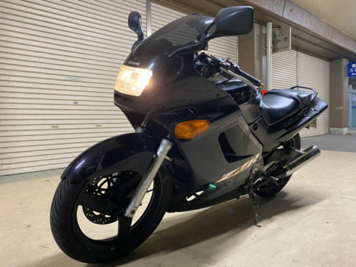 カワサキ　ZZR250　車　バイク