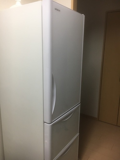 冷蔵庫【3ドア】【2018年製】【HITACHI R-S32JV】【真空チルド】【真ん中野菜】