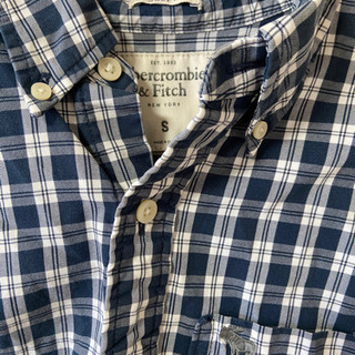 Abercrombie & Fitch メンズシャツの画像