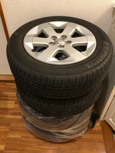 一番安！トヨタプリウス純正アルミホイル・キャップ　YOKOHAMAタイヤ