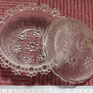 【2組セット】食器蓋付きガラス　デザインが非常に珍しい　菓子器