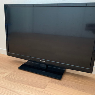 TOSHIBA テレビ　32型