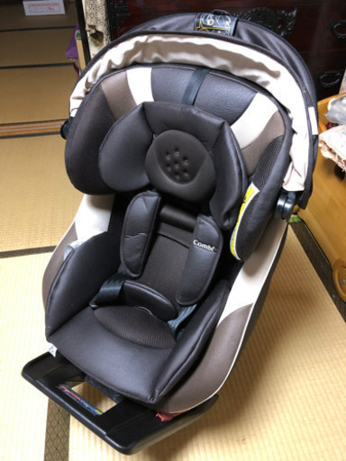 combi チャイルドシート  NEROOM エッグショック 新品未使用