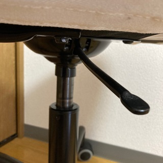 IKEA 回転チェアー　LILLHOJDEN リルホイデン(ホワイト)の画像