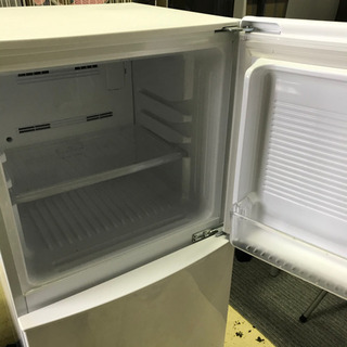 ユーイング★2018年140L冷蔵庫の画像