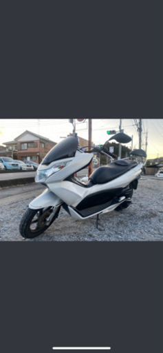 ホンダ　pcx 125  まだ在庫しています