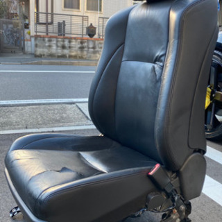 クラウンアスリート200系　(運転席) レザーシート黒の画像