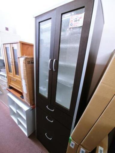お値打ち小さめ食器棚