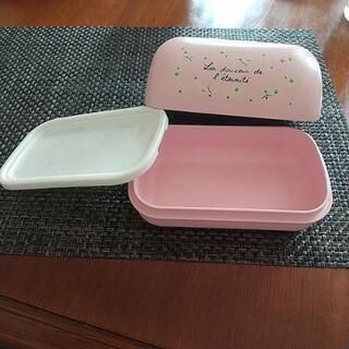 値下げ　おにぎり用弁当箱の画像
