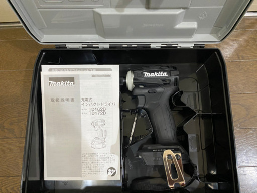マキタ　インパクトドライバー　TD172D ブラック　新品未使用品！