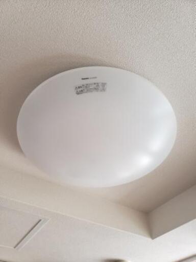 LED照明3個\nリモコン付き