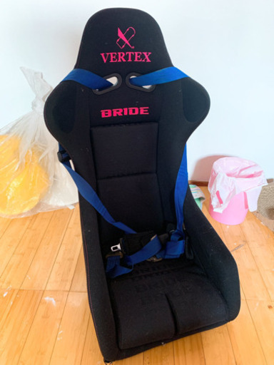 ブリッドバケットシート