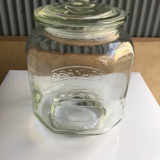 ガラスの入れ物