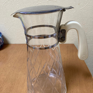 アンティークな水差し一つ高さ23㎝