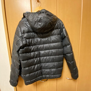 アディダス　ダウン　の画像