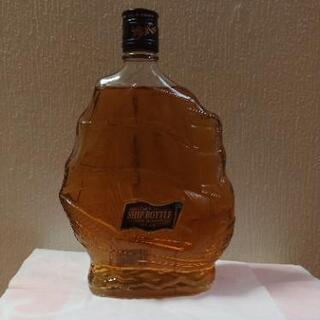 メルシャン　帆船型ウイスキー　古酒