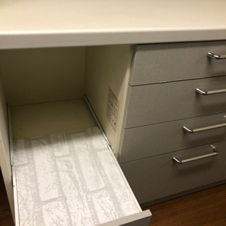 お取引予定決定パモウナ　大型食器棚　無料お引き取りお願いしますの画像