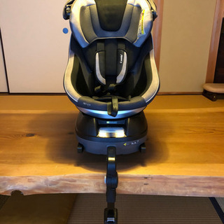 コンビ combi チャイルドシート ネルーム エッグショック ISOFIX