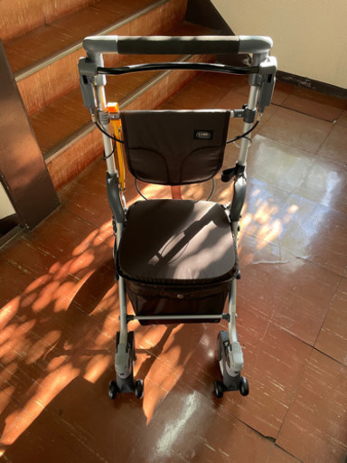 シニア（高齢者）用ウォーカー