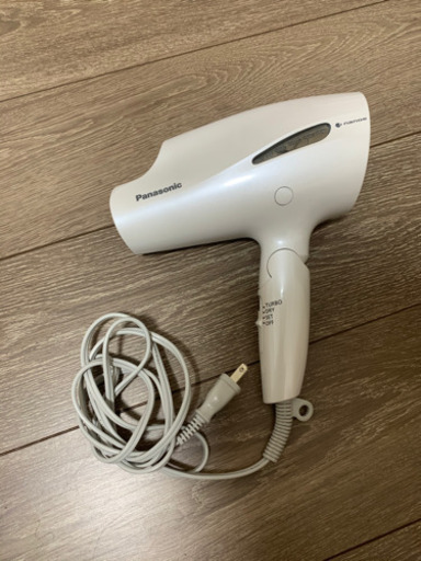 【取引中】ヘアードライヤー　ナノケア