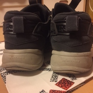 直接手渡 フューリーライト グレー27センチの画像