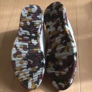 ニーカー　デッキシューズ　EUR 43  (27〜27.5センチ)  白色の画像
