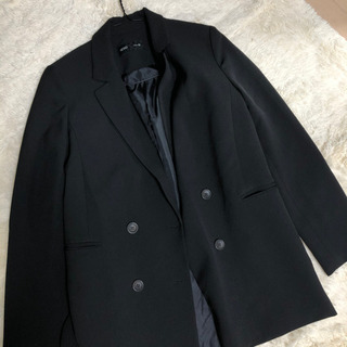 ブラックジャケットの画像