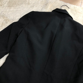 ブラックジャケット