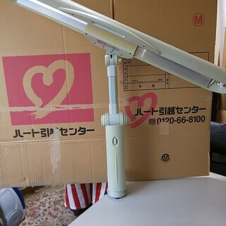 ネジ式 蛍光灯 アームライト スタンド 蛍光灯はつきません DH...