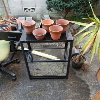 陶器の鉢です。5個で５００円の画像