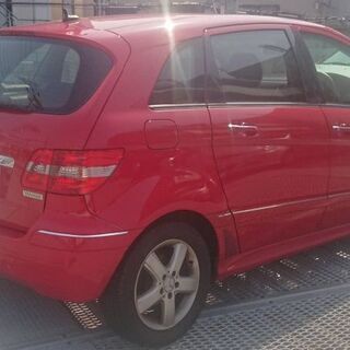 下取り車大放出　自動車税込み検査付き　乗って帰れます。メルセデスベンツＢ１７０　輸入車入門に　車両交換可の画像