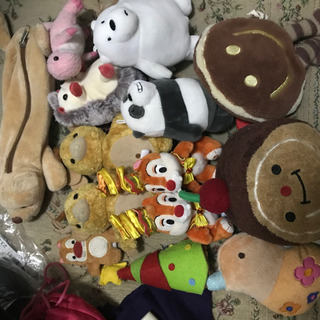 ぬいぐるみ、リュック、手さげ、ペンケース、スリッパ