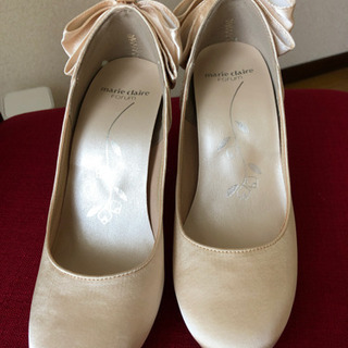 【美品】marie claire パンプス・22.5ｾﾝﾁ 