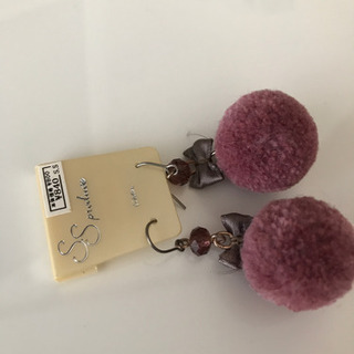 ★【お取引決定】ピアス　ボンボンの画像