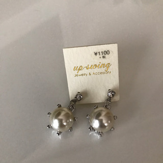 ★【お取引決定】ピアス＊パール系・新品