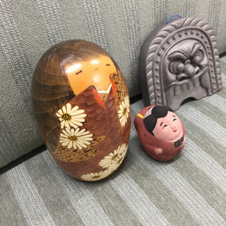 こけしなど和の置物３点の画像