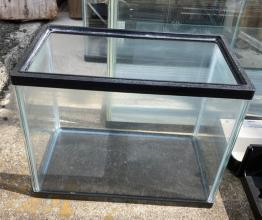 水槽　熱帯魚・金魚用　3種類　大・中・小