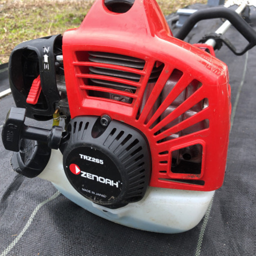 ゼノア草刈り機　ループハンドル　　　ＴＲＺ２６５Ｌ