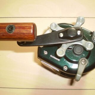 リール　シマノ　スーパー小船3000　日本製の画像