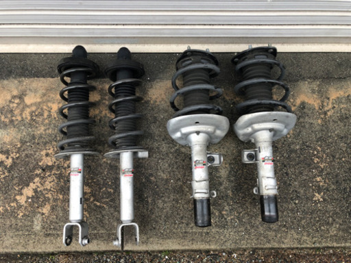 無限ダウンサス&ショック　アコードハイブリッド　CR6用