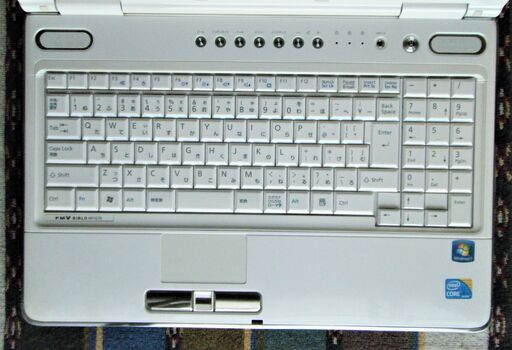?特価！?FUJITSU/アーバンホワイト✨/高性能?Core i5/大容量！HDD320GB/快適♬メモリ4GB/HDMI?/Mic