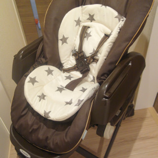 コンビ ネムリラ オートスウィング(電動)