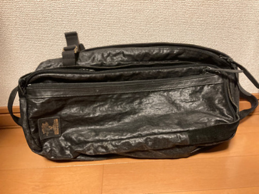 【半額にしました】マスターピースのボディーバッグ