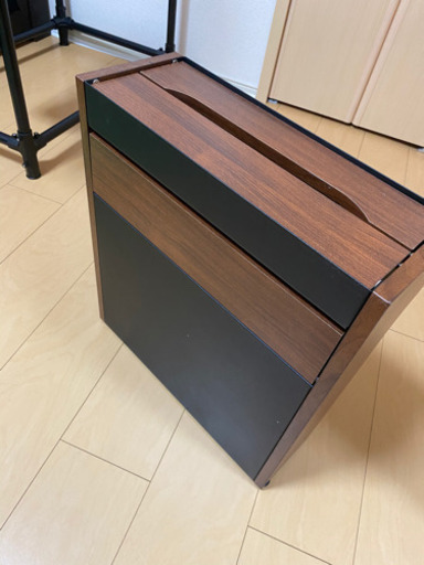 ケーブルボックス