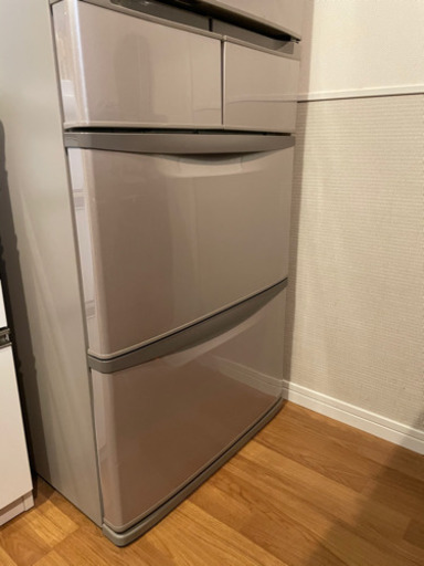 【最終価格!!】冷蔵庫 HITACHI R-SL47BM(T) 【最終価格!!】冷蔵庫 HITACHI R-SL47BM(T)