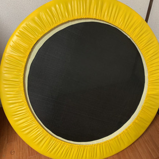 トランポリン　１００円の画像