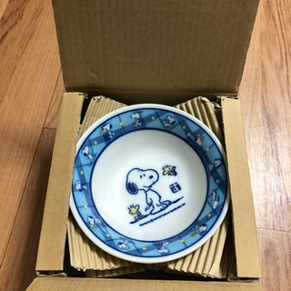スヌーピーの食器の画像