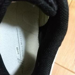 値下げ❗️運動靴 24.0 EEEの画像